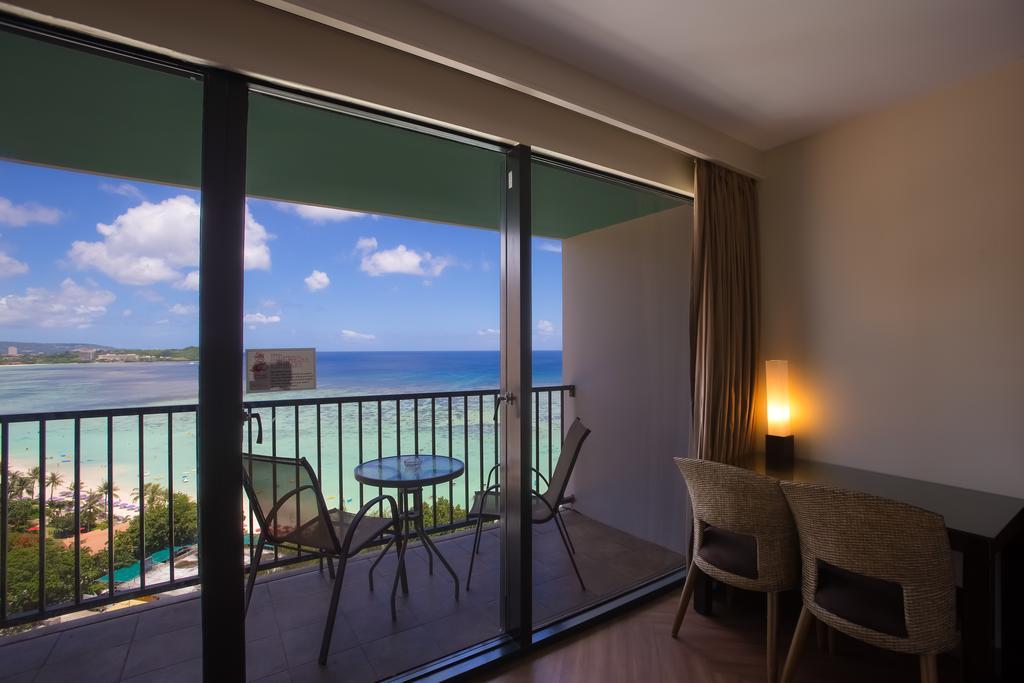 Guam Reef Hotel Tumon Buitenkant foto